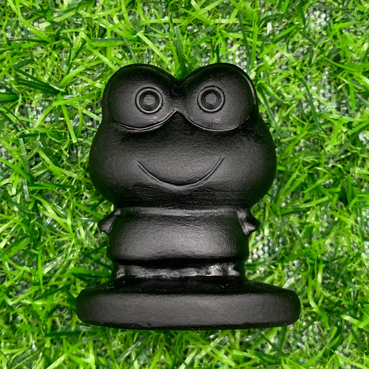 Pokemon Big Eye frog Obsidian