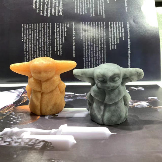 Yoda carving