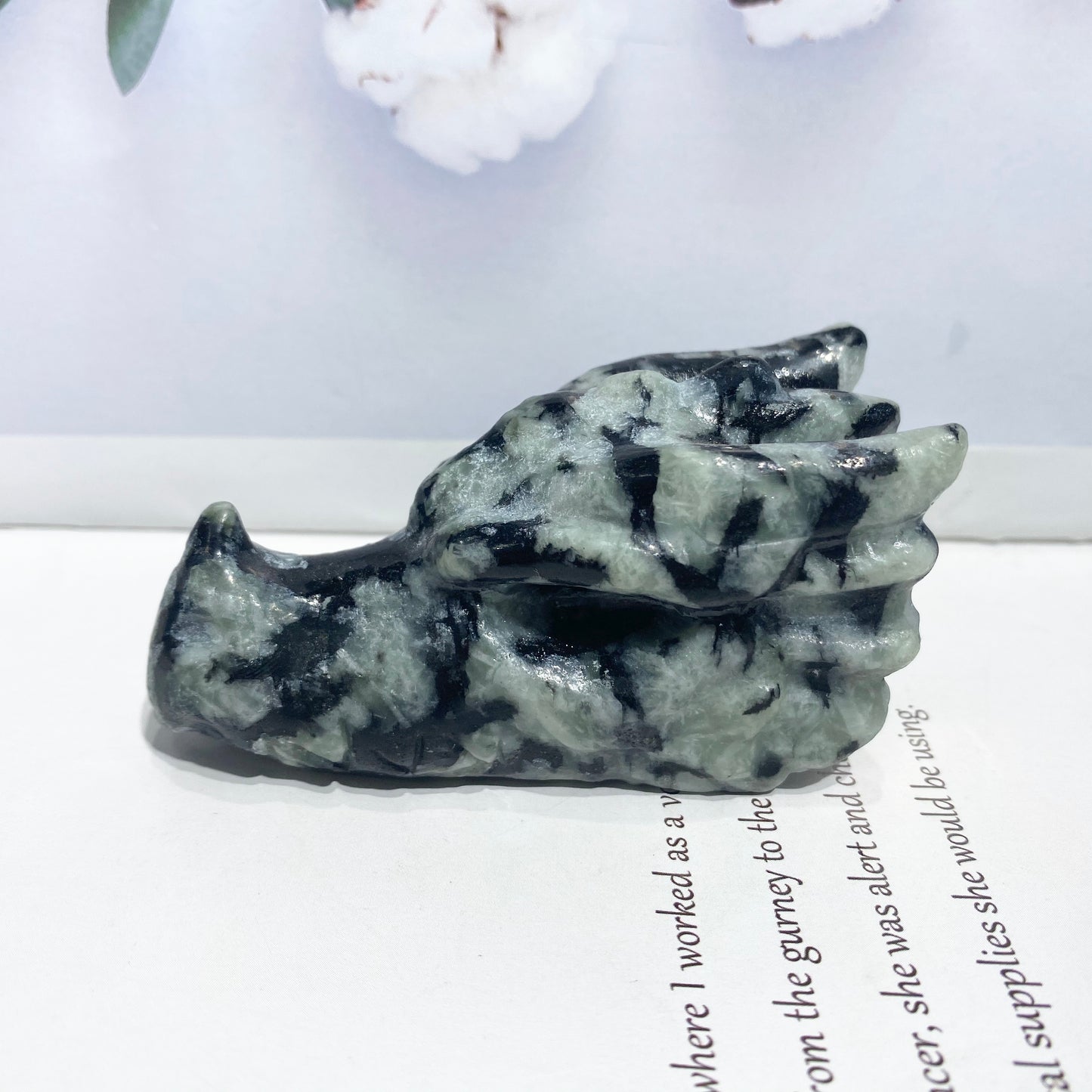 Green network dragon head