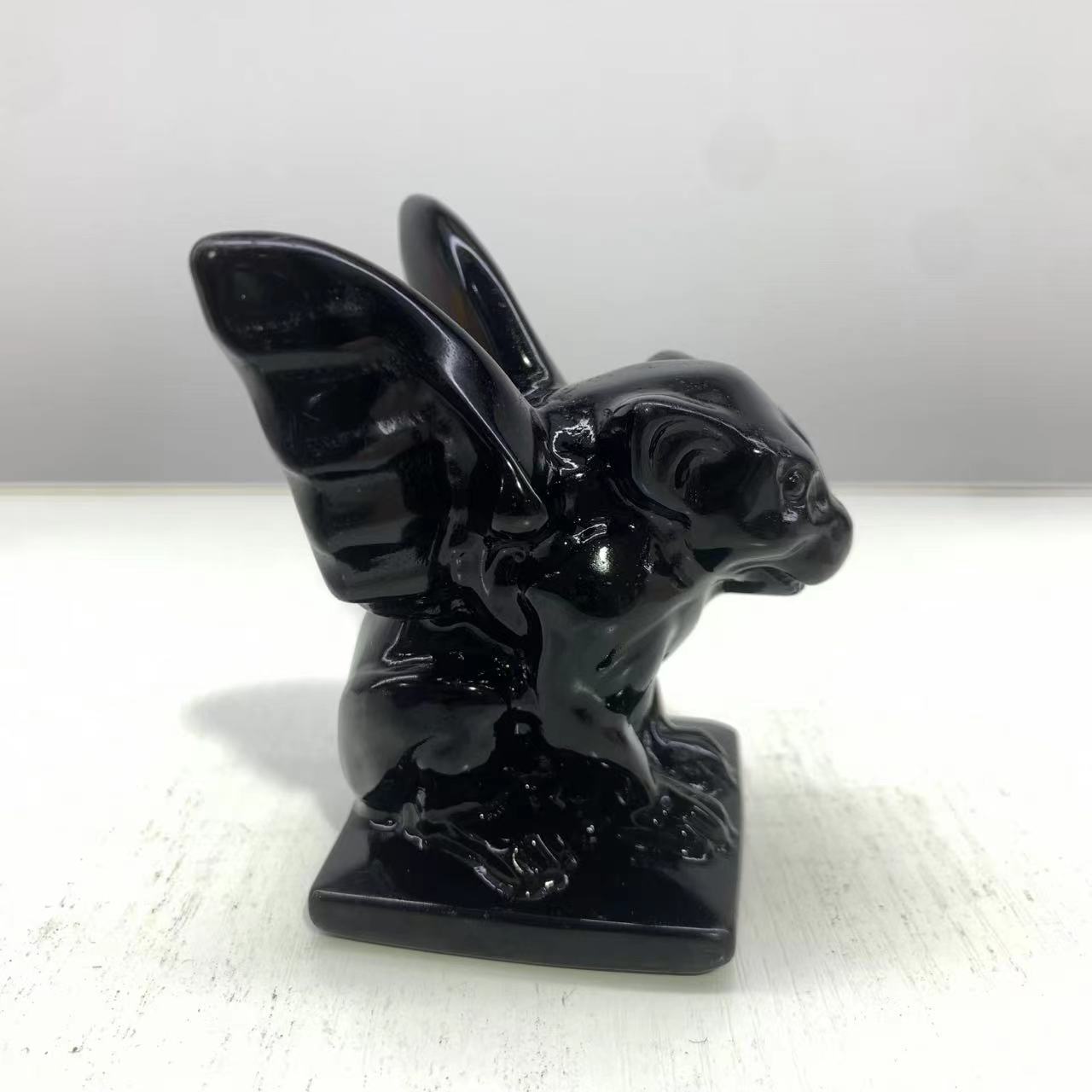 Obsidian gargoyles carving 8.5cm