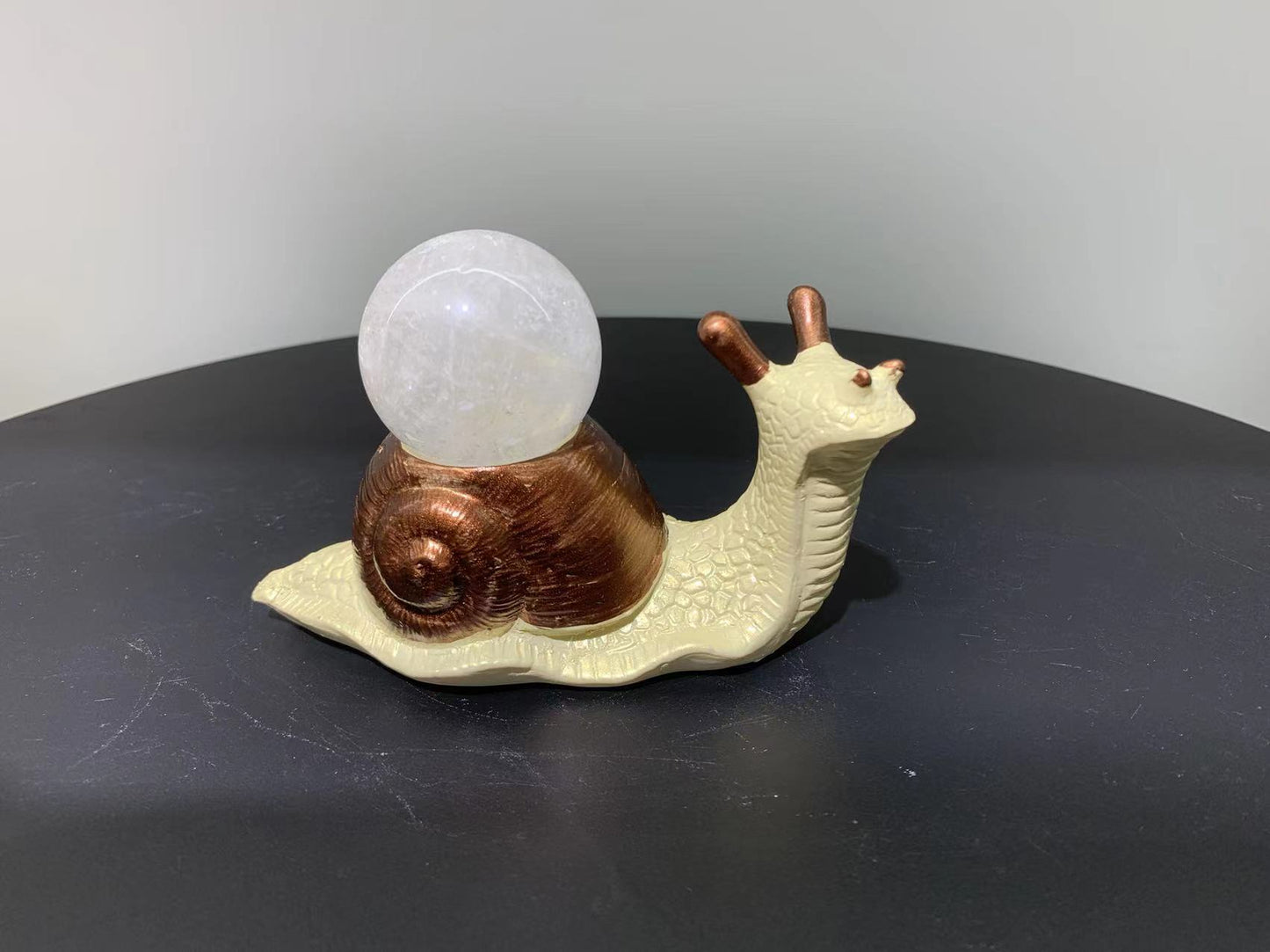 Snail Sphere Stand